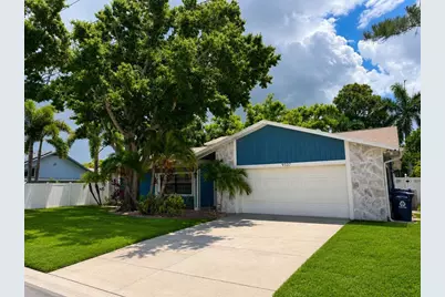 9737 135th Street, Seminole, FL 33776 - Photo 3