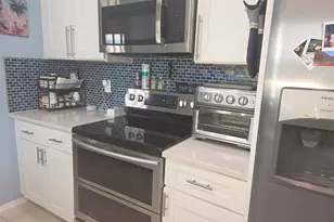 20 S Saturn Ave, Clearwater, FL 33755 - Photo 9