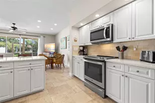 216 Hemingway Dr, Oldsmar, FL 34677 - Photo 11