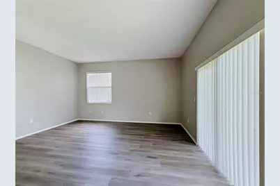 27402 Coral Springs Drive, Wesley Chapel, FL 33544 - Photo 15