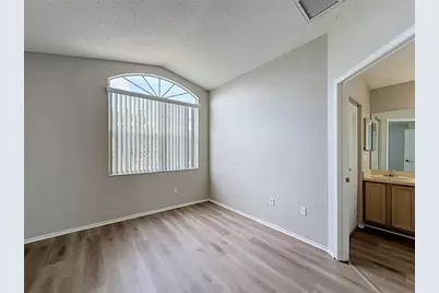 27402 Coral Springs Drive, Wesley Chapel, FL 33544 - Photo 27