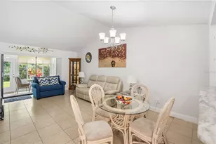 314 Knottwood Ct, Sun City Center, FL 33573 - Photo 9
