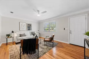 125 61st St N, Saint Petersburg, FL 33710 - Photo 9