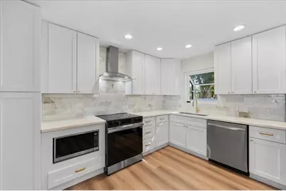 125 61st Street N, Saint Petersburg, FL 33710 - Photo 17