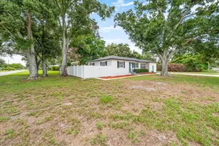 125 61st St N, Saint Petersburg, FL 33710 - Photo 5