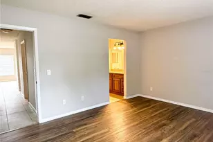 15502 Morning Dr, Lutz, FL 33559 - Photo 9