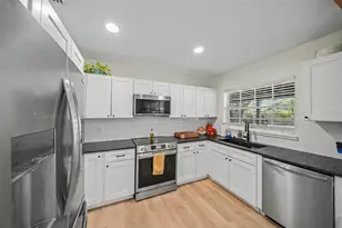 4636 W Bay Ct Ave, Tampa, FL 33611 - Photo 5