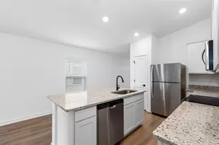 7178 Canopy Ln, Lakeland, FL 33809 - Photo 3