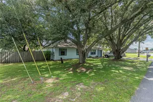 4250 Sunny View Dr, Lakeland, FL 33813 - Photo 3