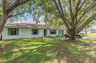 4250 Sunny View Dr, Lakeland, FL 33813 - Photo 1