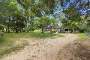 8279 Sunshine Grove Rd, Brooksville, FL 34613 - Photo 27