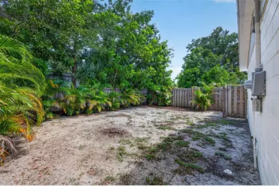 2175 43rd Avenue N, Saint Petersburg, FL 33714 - Photo 13