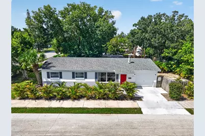2175 43rd Avenue N, Saint Petersburg, FL 33714 - Photo 1