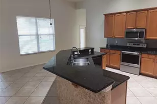 1003 Lumsden Trace Cir, Valrico, FL 33594 - Photo 7