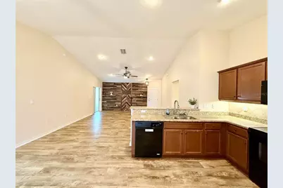 6054 Merrifield Drive, Zephyrhills, FL 33541 - Photo 15