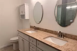10245 Devonshire Lake Dr, Tampa, FL 33647 - Photo 11