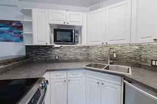 3315 58th Ave S, Saint Petersburg, FL 33712 - Photo 19