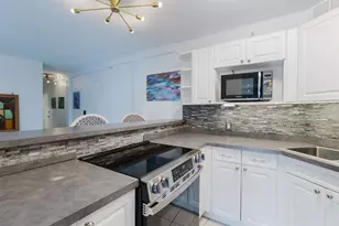 3315 58th Ave S, Saint Petersburg, FL 33712 - Photo 17