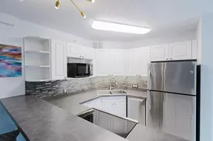 3315 58th Ave S, Saint Petersburg, FL 33712 - Photo 7