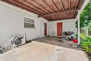 9374 84th St, Seminole, FL 33777 - Photo 5