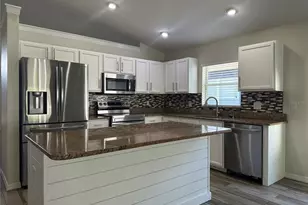 3145 Dunstable Dr, Land O Lakes, FL 34638 - Photo 5