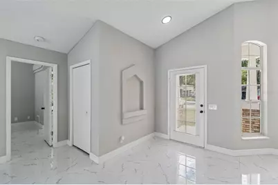 3315 Silverpond Drive, Plant City, FL 33566 - Photo 9