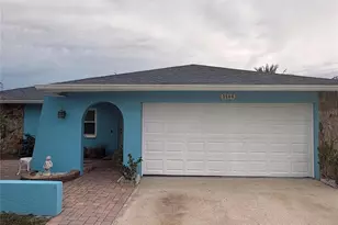 2564 Surrey Dr, Palm Harbor, FL 34684 - Photo 1
