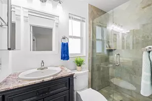 1394 Bellevue Blvd, Clearwater, FL 33756 - Photo 19