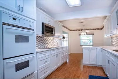 301 Cranston Place, Sun City Center, FL 33573 - Photo 17