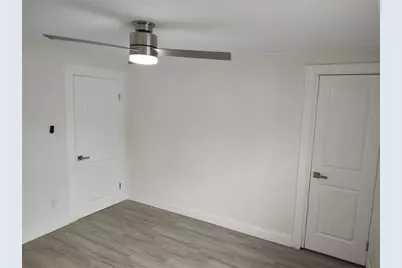 301 Mystic Lake Drive N, Saint Petersburg, FL 33702 - Photo 13