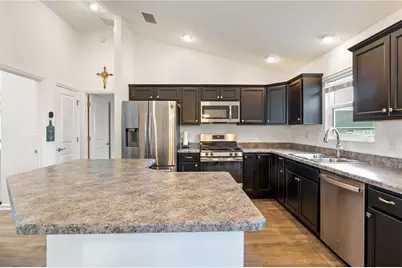 301 Klamut Court, The Villages, FL 32163 - Photo 11