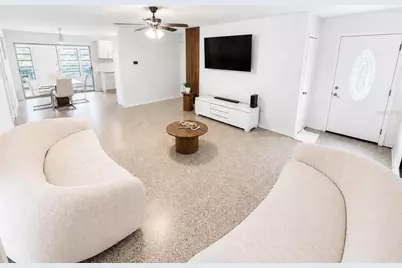 8907 El Portal Drive, Tampa, FL 33604 - Photo 3