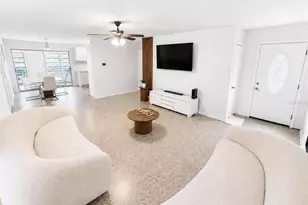 8907 El Portal Dr, Tampa, FL 33604 - Photo 3