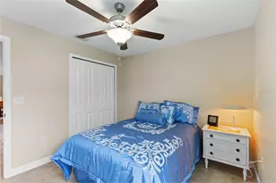 1749 Broad Winged Hawk Dr, Ruskin, FL 33570 - Photo 7