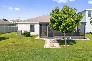1749 Broad Winged Hawk Dr, Ruskin, FL 33570 - Photo 39