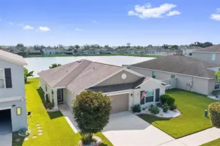 1749 Broad Winged Hawk Dr, Ruskin, FL 33570 - Photo 37