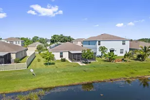 1749 Broad Winged Hawk Dr, Ruskin, FL 33570 - Photo 41