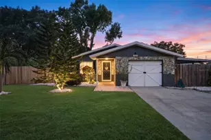 8536 Quail Rd, Seminole, FL 33777 - Photo 1