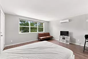 6027 1st Ave N, Saint Petersburg, FL 33710 - Photo 9