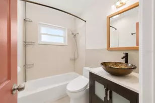 1572 77th Ave N, Saint Petersburg, FL 33702 - Photo 9