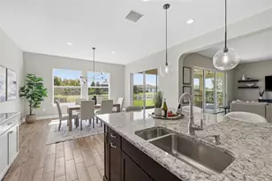 7292 Bay Laurel Ct, Wesley Chapel, FL 33545 - Photo 13