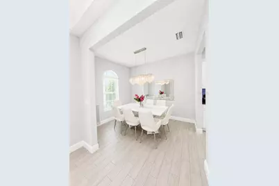 4293 W Humphrey Street, Tampa, FL 33614 - Photo 5