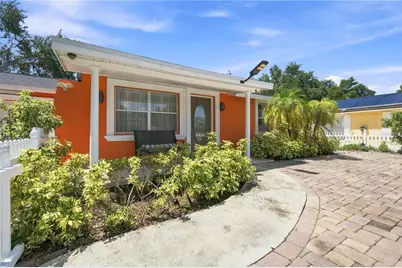 10118 Briarwick Court, Tampa, FL 33615 - Photo 5