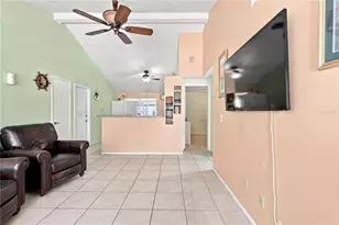 10118 Briarwick Ct, Tampa, FL 33615 - Photo 3