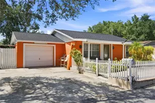 10118 Briarwick Ct, Tampa, FL 33615 - Photo 11