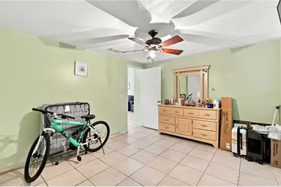 10118 Briarwick Court, Tampa, FL 33615 - Photo 37