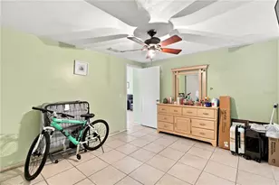 10118 Briarwick Ct, Tampa, FL 33615 - Photo 37