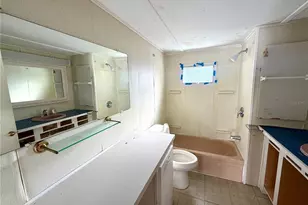 118 51st Ave Terrace W, Bradenton, FL 34207 - Photo 9