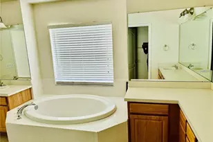 7346 Crescent Palm Dr, Wesley Chapel, FL 33545 - Photo 23