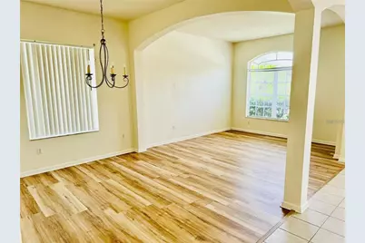 7346 Crescent Palm Drive, Wesley Chapel, FL 33545 - Photo 9